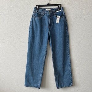 Abercrombie & Fitch Women's The Loose Curve Love Blue Jeans
